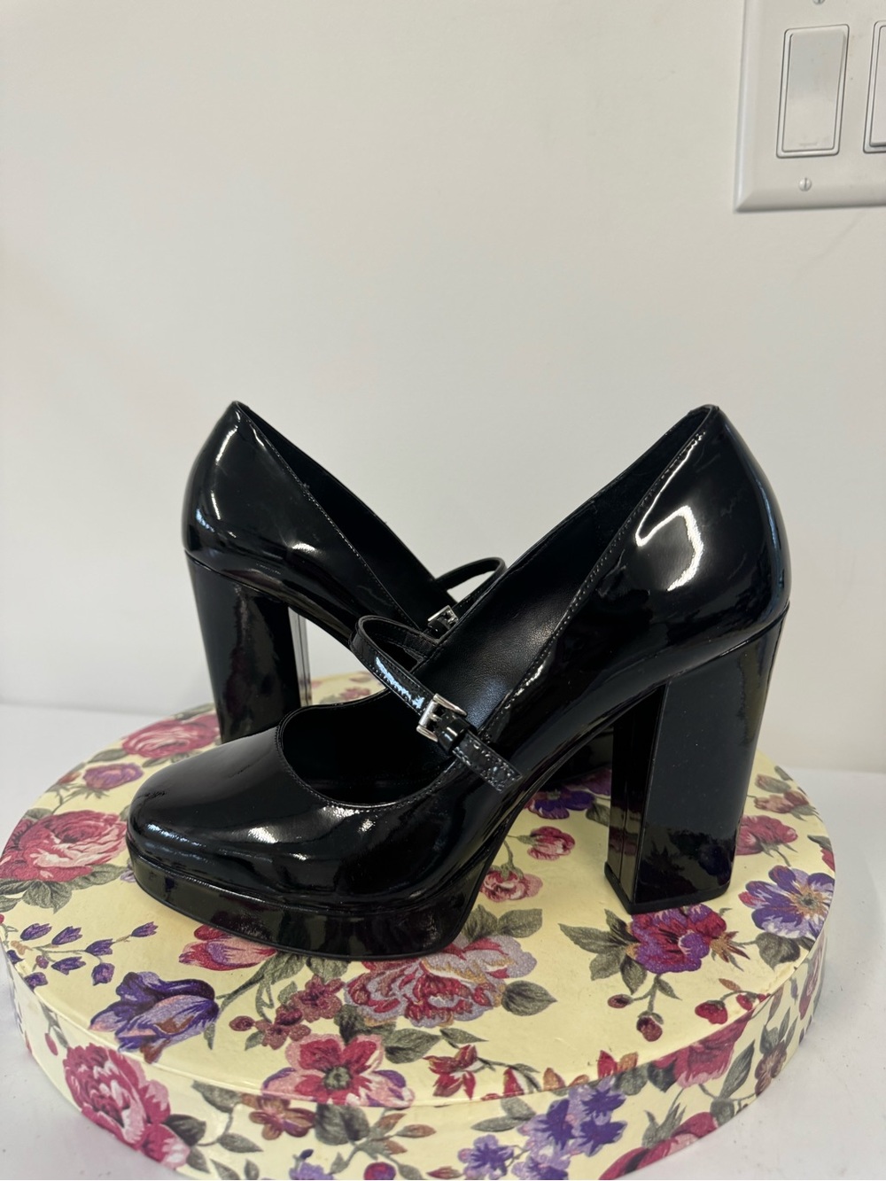 MICHAEL Michael Kors Black Patent Mary Jane Platform Heels